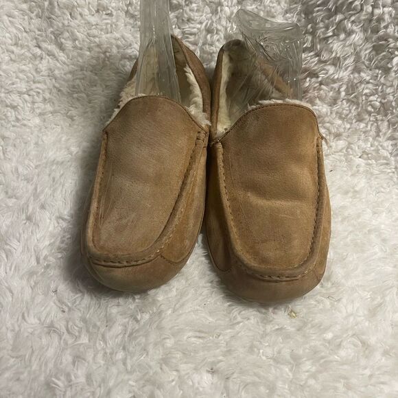 UGG ASCOT 5775 MEN’S CHESTNUT SUEDE sheepskin lining SLIPPERS SIZE 12 - Picture 2 of 10